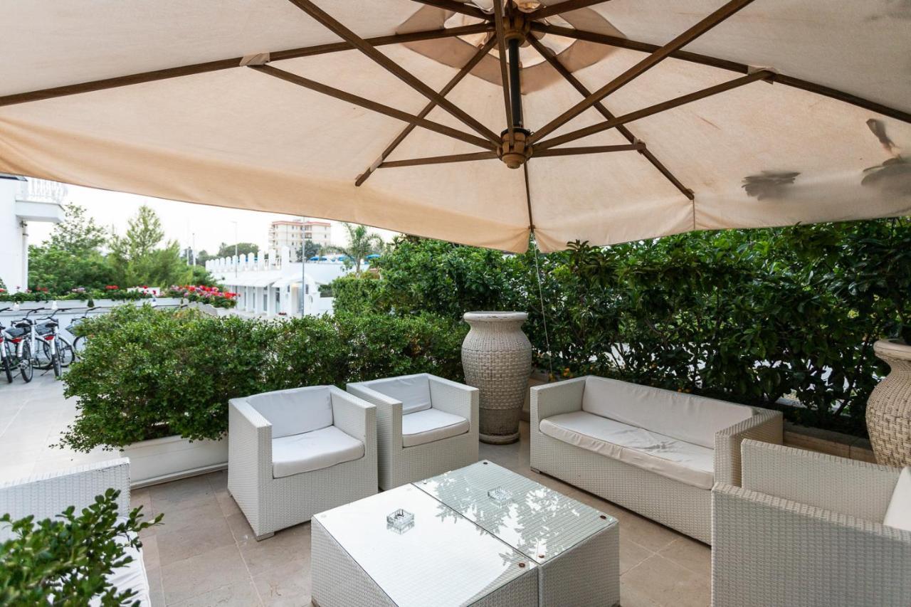 Club Azzurro Hotel & Resort Porto Cesareo Exterior foto