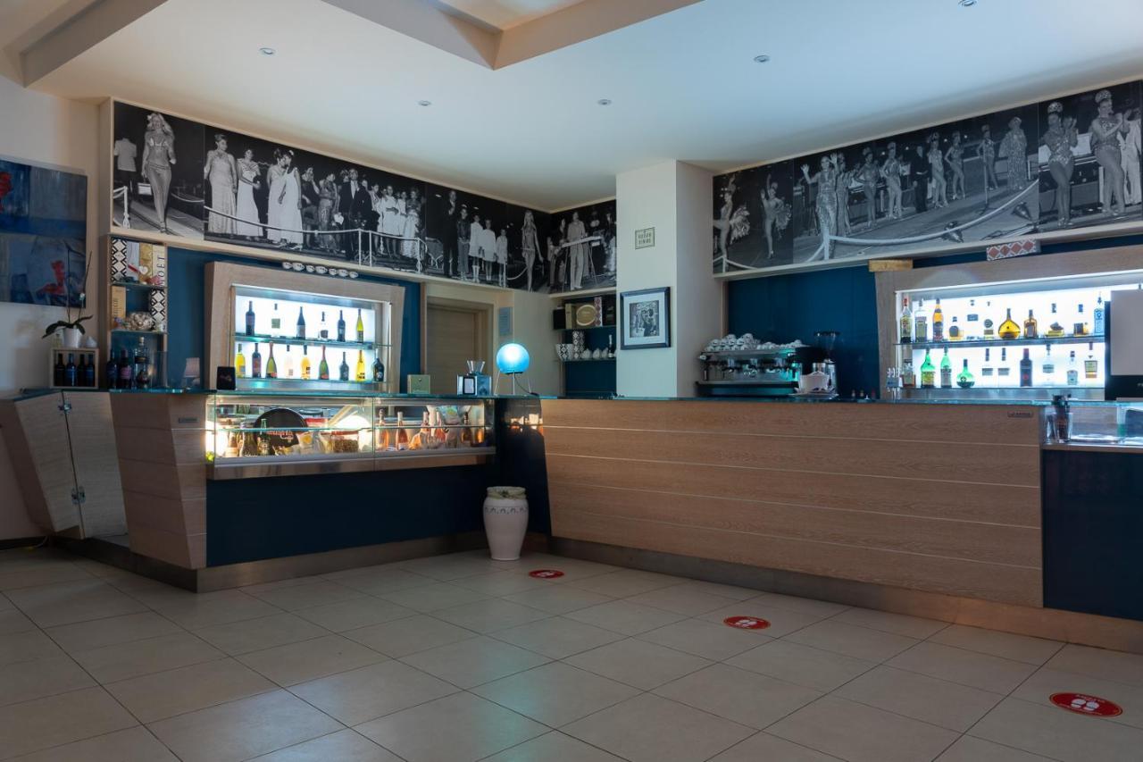 Club Azzurro Hotel & Resort Porto Cesareo Exterior foto